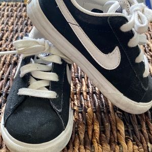 Nike. Size 8. Sneaker. Toddler.